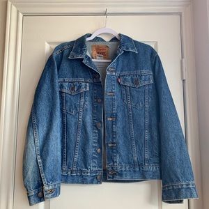 Vintage Levi’s denim jacket
